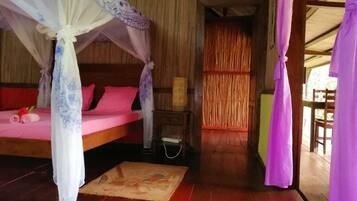 1 bedroom, WiFi, bed sheets