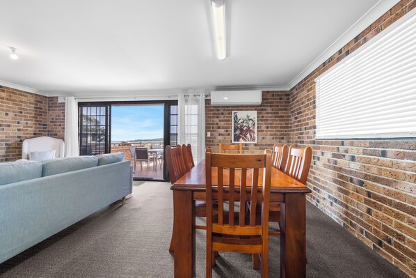 Smart TV - Bronte by the Beach South West Rocks *No Linen (South West Rocks)