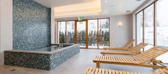 Stylish Apartment in Zakopane | Spa Access and Parking
