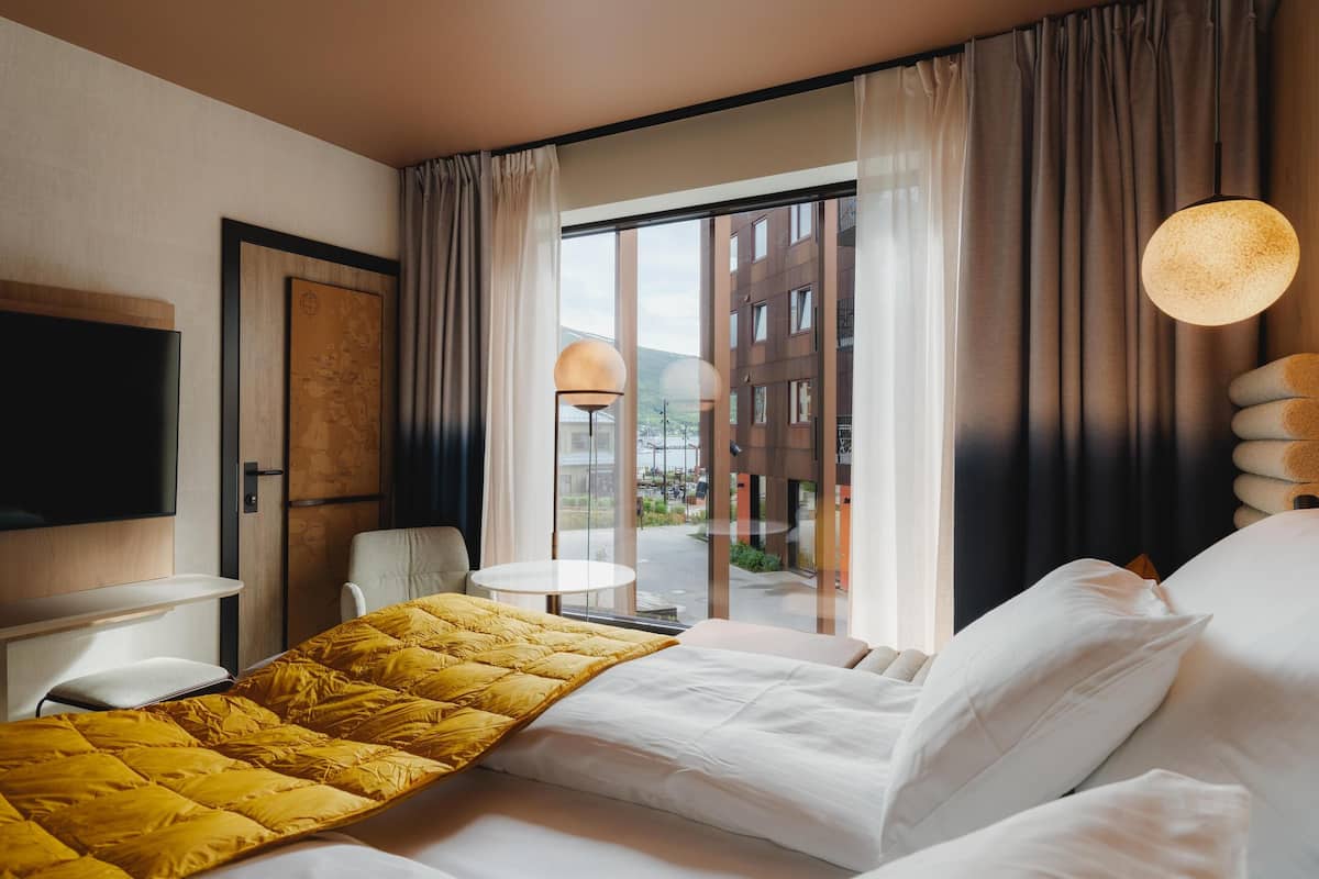 Superior-rum - 1 kingsize-säng | Värdeförvaringsskåp på rummet, gratis wi-fi och sängkläder