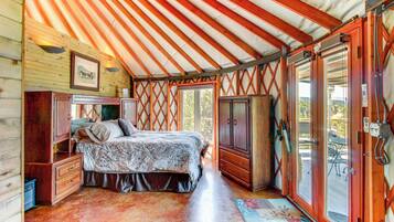 House (1 Bedroom) | Interior