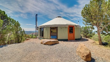 House (1 Bedroom) | Exterior