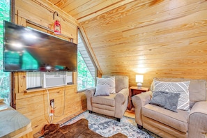 House (1 Bedroom) | Interior