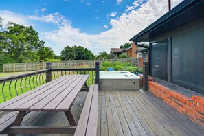 Property grounds - Waterfront Kansas Home w/ Private Fire Pit! (Arkansas City)