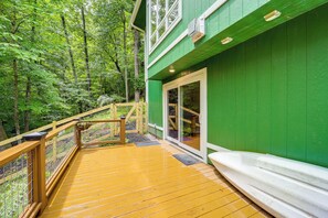 House (3 Bedrooms) | Interior - Pet-friendly West Jefferson Home w/ River View! (West Jefferson)