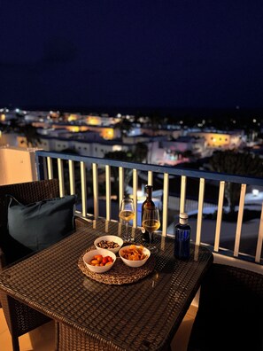 Outdoor dining - Appartement Chao Atalaya Sea View ,a/c, Piscine (Tías)