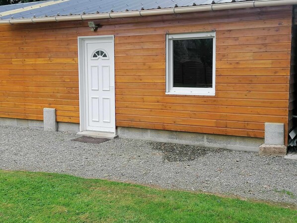 Exterior detail - Studio au Calme Entre mer et Campagne (Bourbriac)