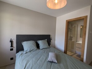 2 habitaciones, wifi gratis y ropa de cama 