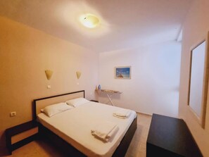 Apartment, 2 Bedrooms | 2 bedrooms, soundproofing, free WiFi - BREEZE Apart Complex (Sveti Vlas)
