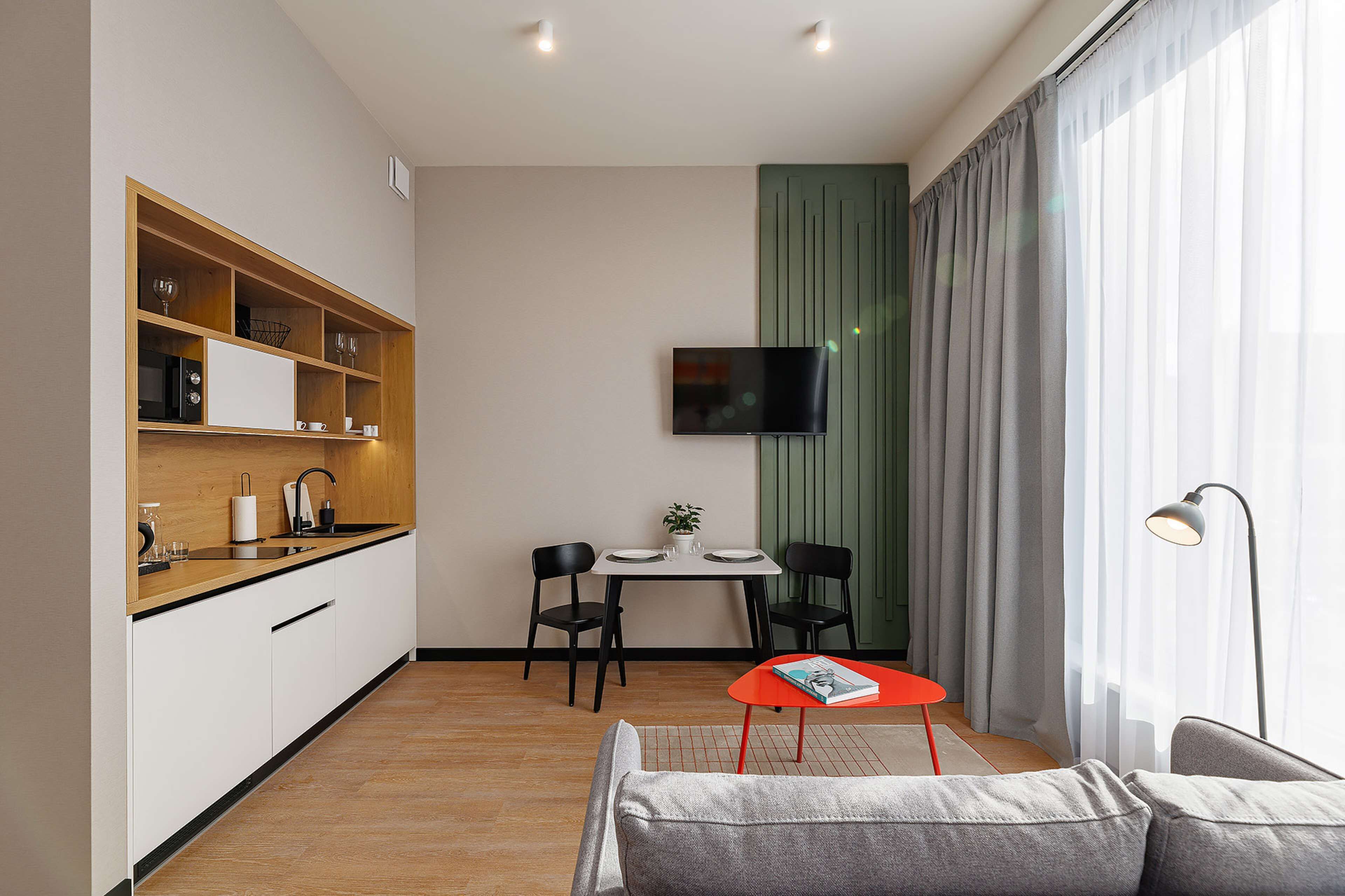 Appartement, Plusieurs lits, cuisinette, vue sur la ville (45SQM) | Coffre-fort pour ordinateur portable, bureau