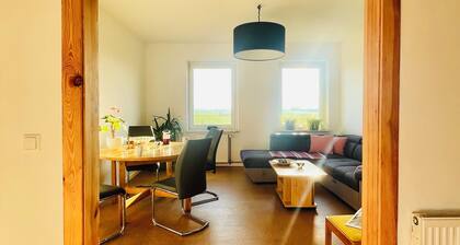 "MTS -Haus Zettemin" - 2 Familienfreundliche Ferienwohnungen in Mecklenburg