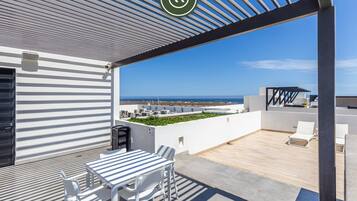 Apartment, Accessible | 2 bedrooms, Internet