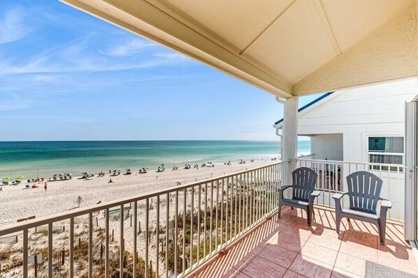 公寓客房, 多張床, 陽台, 海景 | 住宿一隅