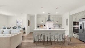 Apartment, Mehrere Betten, Whirlpool, Meerblick | Eigene Küche