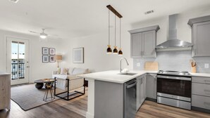 Condo, 1 King Bed with Sofa bed, Pool Access, Ocean View | Private kitchen - Pinewood30a 146 (Santa Rosa Beach)