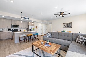 Living area | Smart TV, streaming services - Ponderosa Place 2 Bedroom Condo (St. George)