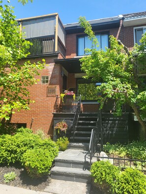 DĂ©tail de lâextĂ©rieur