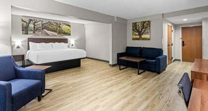 Jesup Inn & Suites
