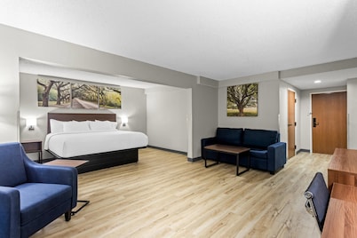 Jesup Inn & Suites