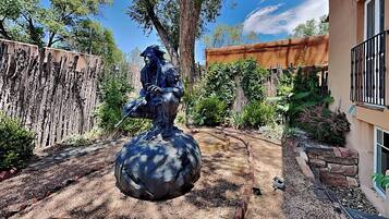 Enceinte de lâhĂ©bergement