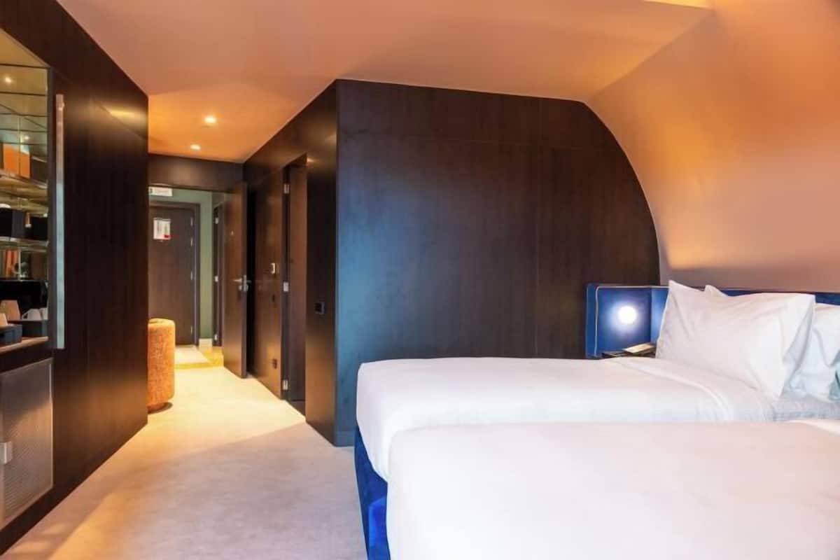 1 chambre, couette en duvet d'oie, minibar