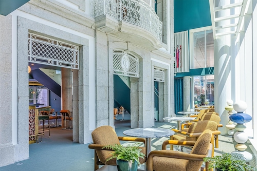 Cenica Porto Hotel, Curio Collection by Hilton