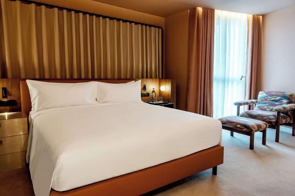 1 chambre, couette en duvet d'oie, minibar