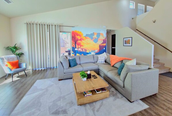 TV, fireplace