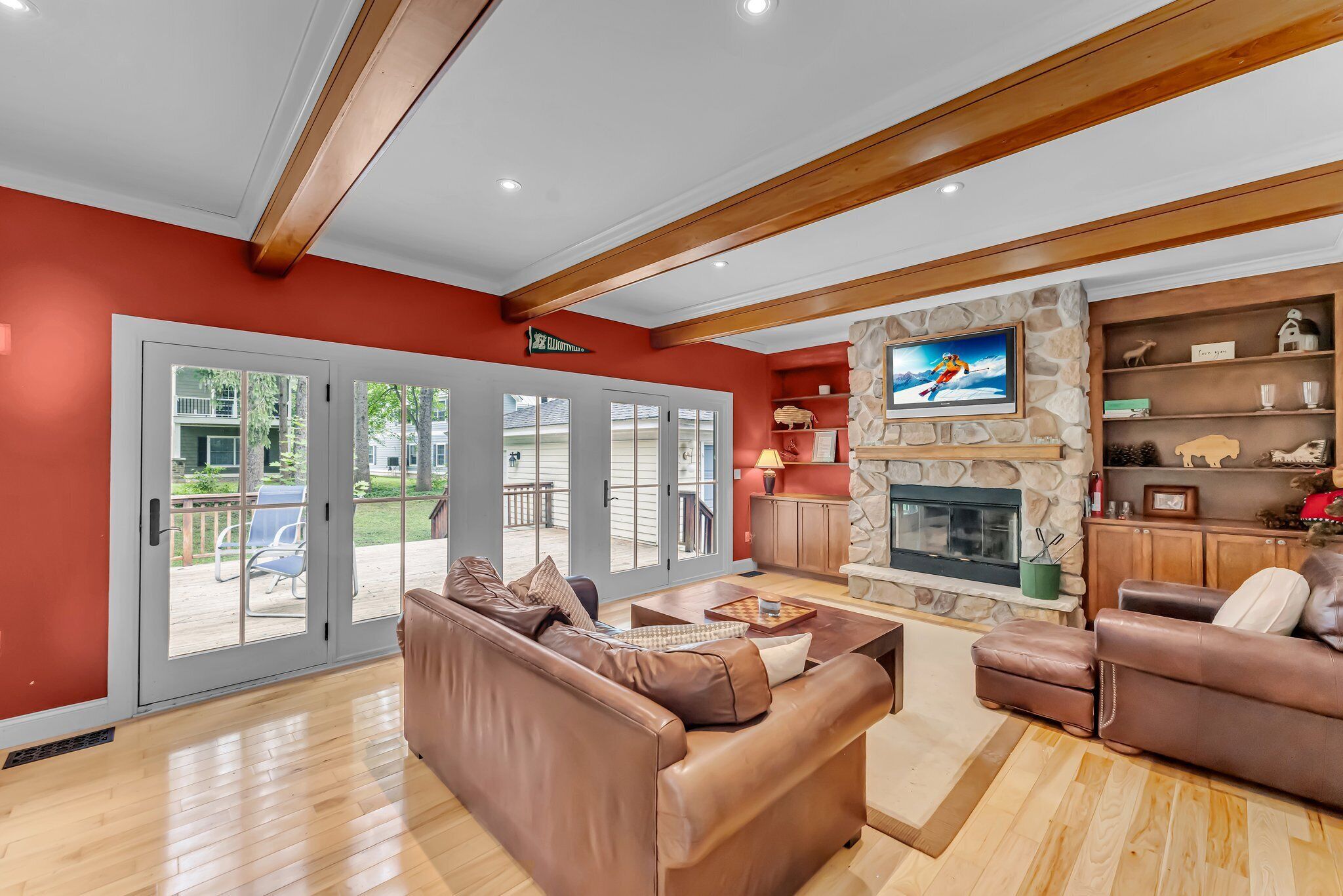 TV connectée, cheminée