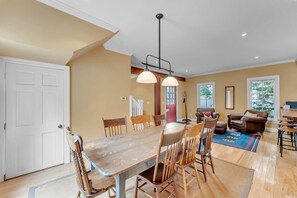 Dining - Spacious 4-bedroom house in wonderful Ellicottville (Ellicottville)