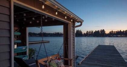 Stunning 3b1bHome w/ Lake Access