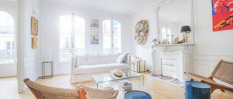 TV connectée, cheminée