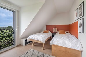 4 bedrooms