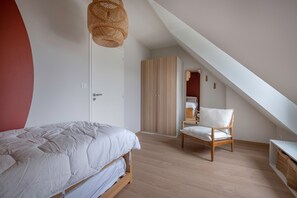 4 bedrooms