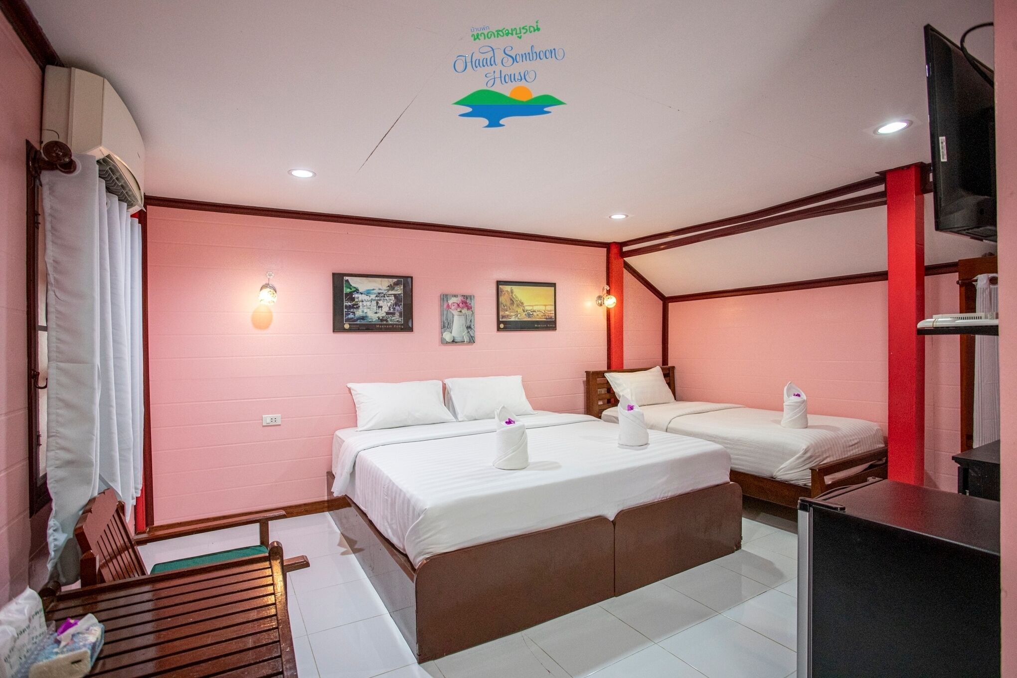 Standard Triple Room, Balcony, Garden View | โต๊ะทำงาน, Wi-Fi ฟรี