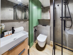 Bathroom - Beautiful Studio With Balcony by Renters (Warsaw)