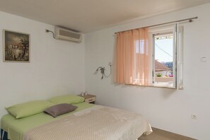 Estúdio (Studio Apartment with Terrace and Sea) | Wi-Fi de cortesia