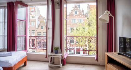 Hotel & bar Royal taste Amsterdam