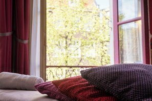 Dobbeltrom – superior | Minibar, skrivebord for bærbar PC og strykejern/-brett