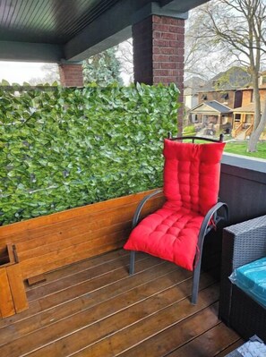 Terrace/patio - Apt Olde Walkerville with River views

 (Windsor)