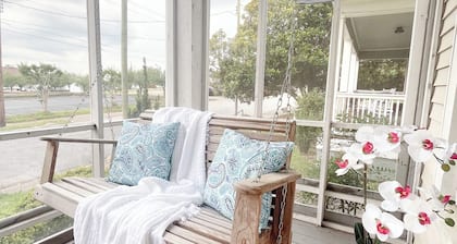 Kalmia Suite A - Centrally Located Downtown