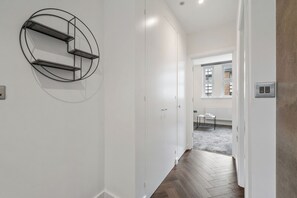 Interior - The Fulham Gem ! (London)