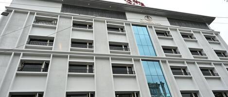 Reka bentuk bangunan