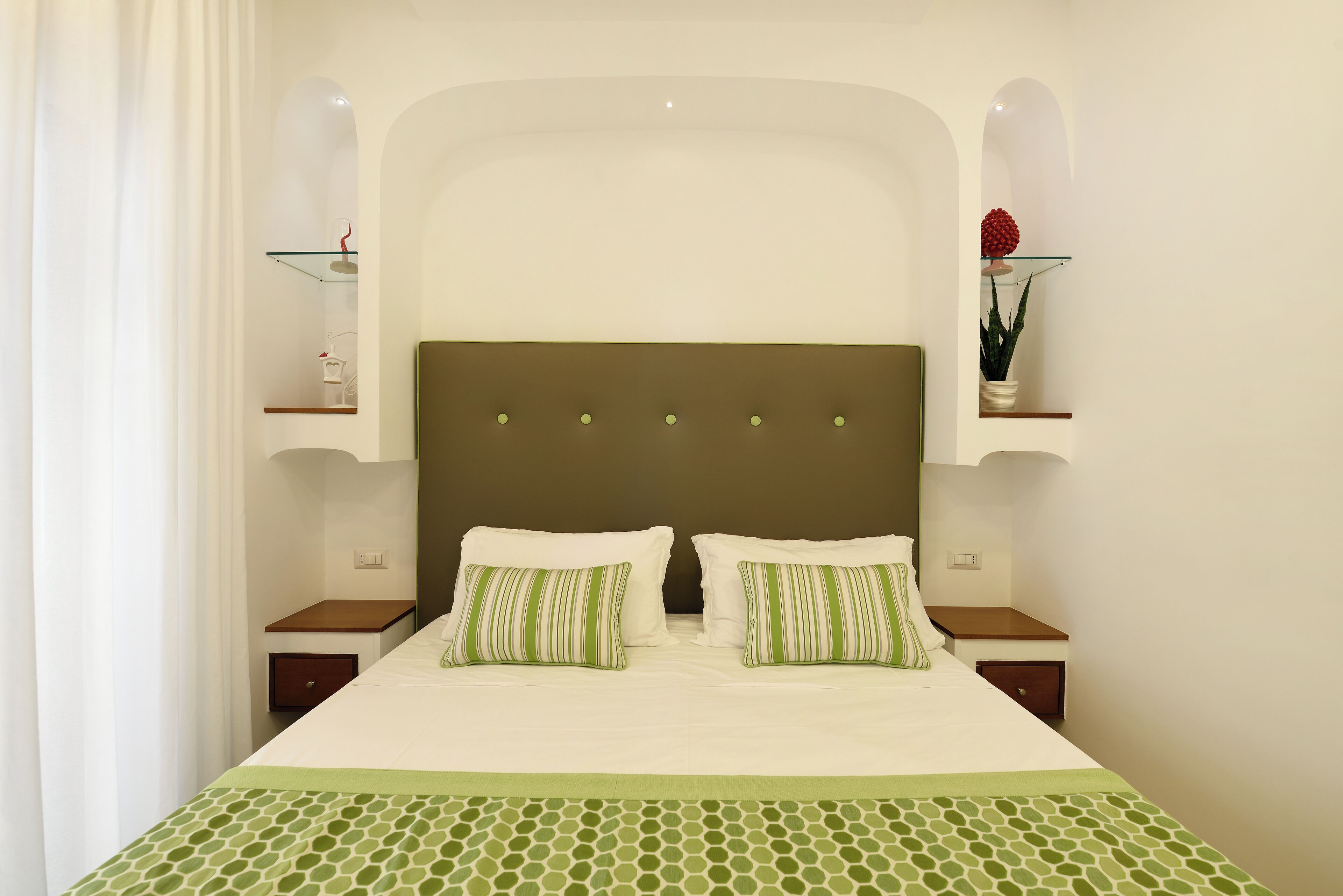 In-room safe, desk, laptop workspace, blackout curtains