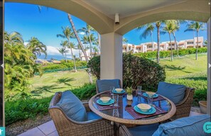Outdoor dining - Newly remodeled 2-bedroom! Palms at Wailea 2303 (Kihei)