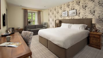 Superior Double or Twin Room with Sofa Bed | In-room safe, desk, iron/ironing board, free WiFi