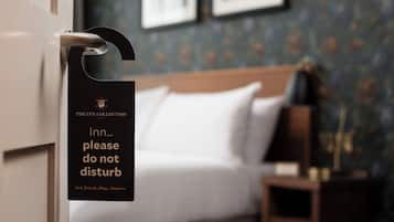 In-room safe, desk, iron/ironing board, free WiFi
