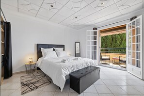 2 soverom, strykejern/-brett, wi-fi (inkludert) og sengetøy