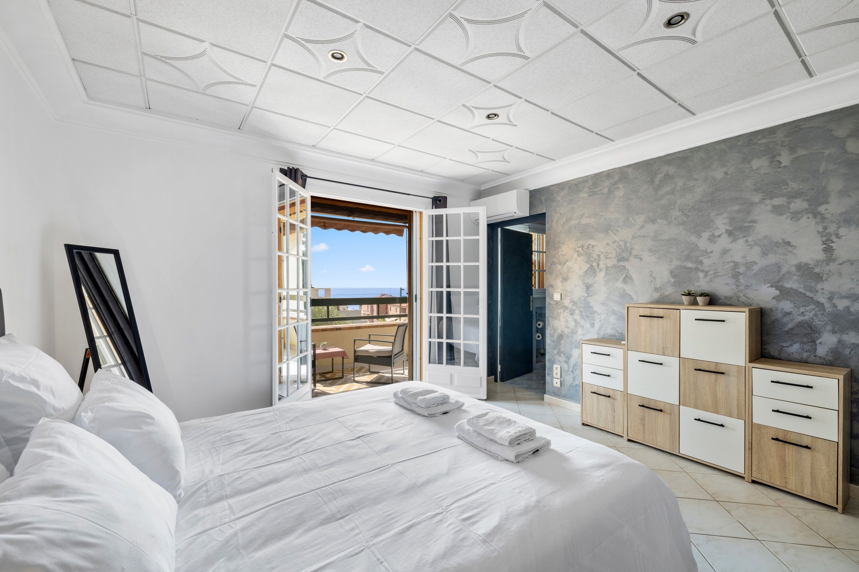 2 soverom, strykejern/-brett, wi-fi (inkludert) og sengetøy