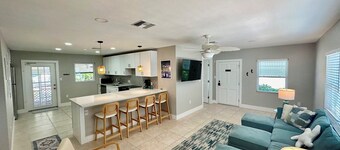 Turtle Nest Beach House - Perfect Beach Getaway